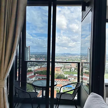 Aparthotel Once