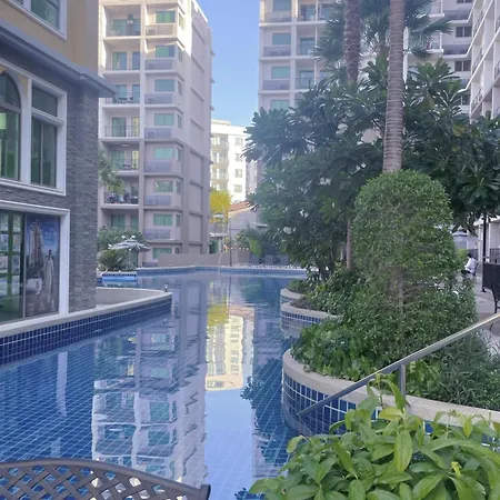 阿卡迪亚酒店公寓/泳池景观/24小时保安 Apartment *