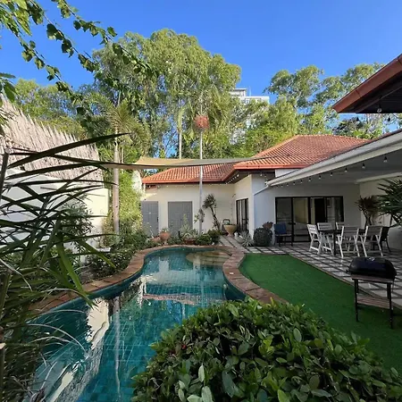 Mejestic Garden Villa