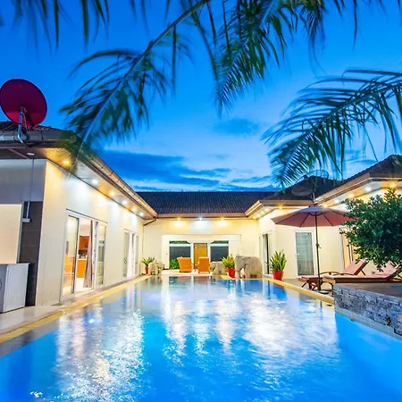 Seaside 3 Pools, 2 Mins Walk To วิลล่า *