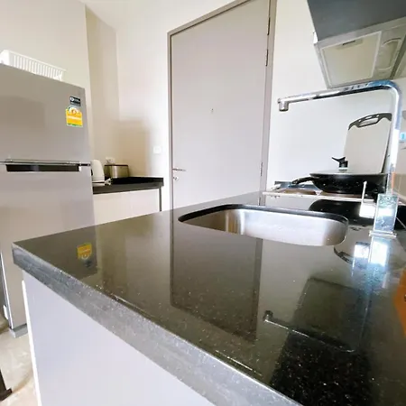 The Base 2bed King&queen With Infinity Pool * Pattaya