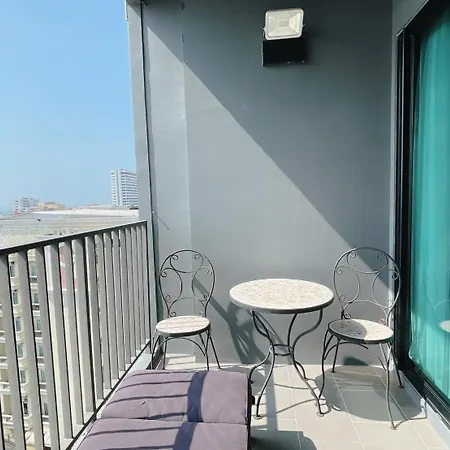 The Base 2bed King&queen With Infinity Pool อพาร์ทเม้น *