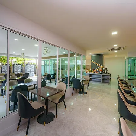 Lhc And โรงแรม Pattaya