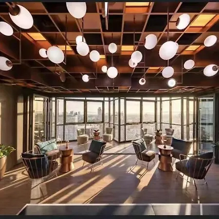 Apartment 24a网红无边泳池edge豪华单卧室套房 海滩3分钟