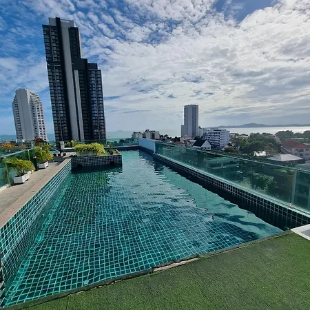 Laguna Bay 1 *