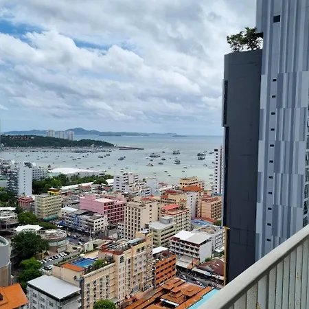 The Base Center Of Rooftop Swimming Pool * Pattaya