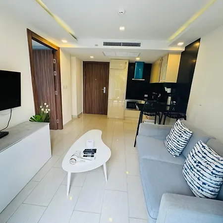 Grand Avenue -1bedr-1 Bathr-36sqm-pool View Or Garden View Apartment Pattaya