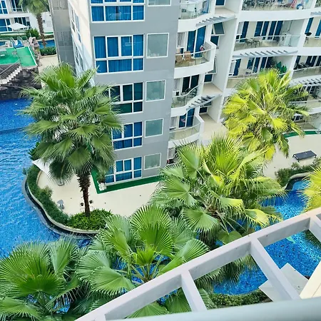 Patt Aya Grand Avenue 51sqm Family Room-pool View *