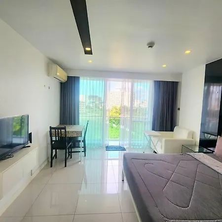 Unique In Town Apartment *