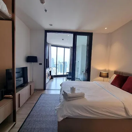 Edge Near Walking Street อพาร์ทเม้น