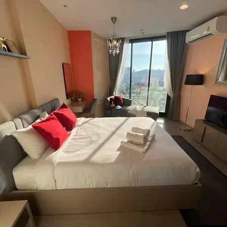 Downtown Chic Rooftop Pool #es20712 Pattaya