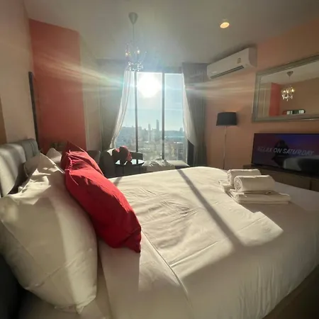 Apartment Downtown Chic Rooftop Pool #es20712 *