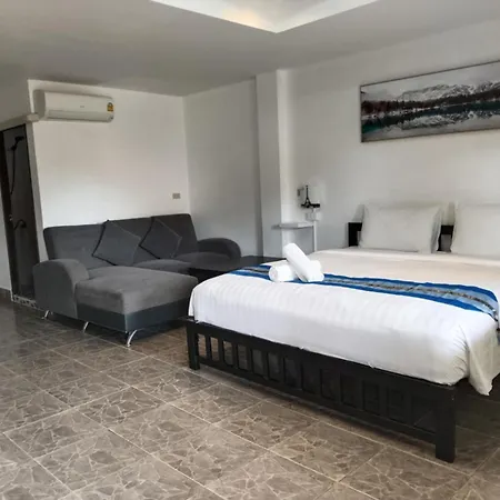 Phratamnak & - 100 Mtr From The Guest house Pattaya