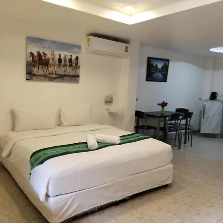 Guest house Phratamnak & - 100 Mtr From The
