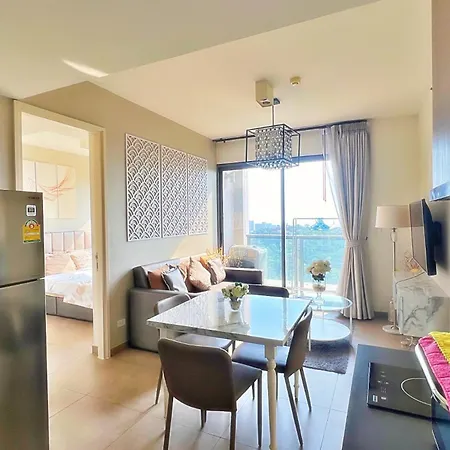 Walking Street Netflix 濒海雅居 两卧室奢华海景公寓 Apartment *