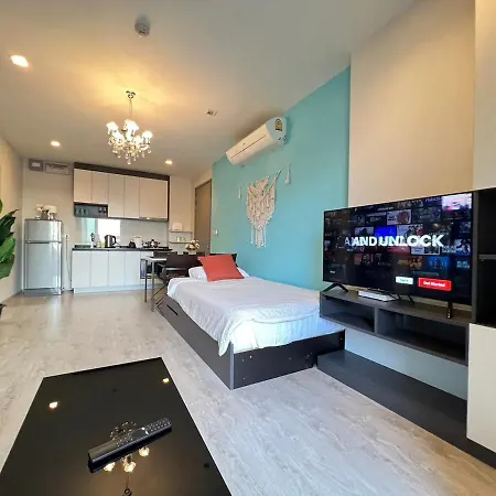 Apartment Downtown Lux Fun 2bedroom Rooftop Pool #tbb6575 Pattaya