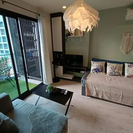 Downtown Lux Fun 2bedroom Rooftop Pool #tbb6173 * Pattaya