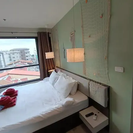 Apartment Downtown Lux Fun 2bedroom Rooftop Pool #tbb6173 *