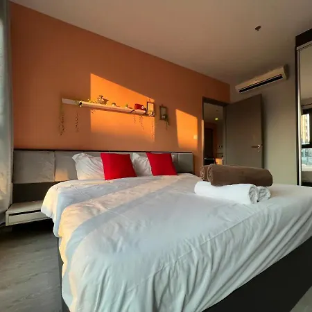 Downtown Lux Fun 2bedroom Rooftop Pool #tbb6032 * Pattaya