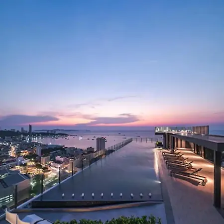 Dowtown Lux Fun Rooftop Pool #ta1097 * Pattaya
