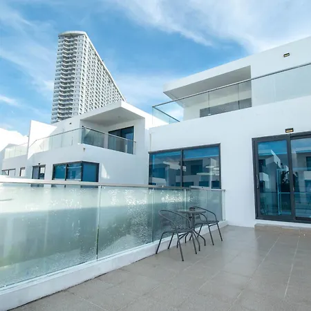 Rin Poolvilla 4bedroom Holiday home