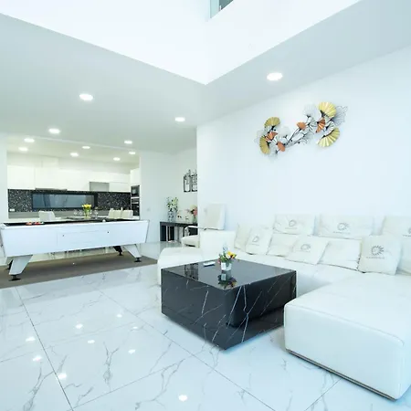 Rin Poolvilla 4bedroom Holiday home *