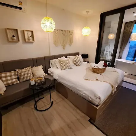 Floor Intimate Pleasure The Nestsuite#e92 Apartment *
