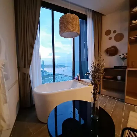 Floor Intimate Pleasure The Nestsuite#e92 Apartment