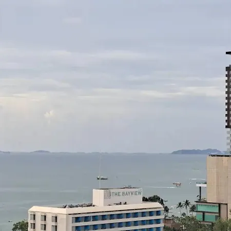 Downtown Chic Rooftop Pool #en33918 อพาร์ทเม้น *