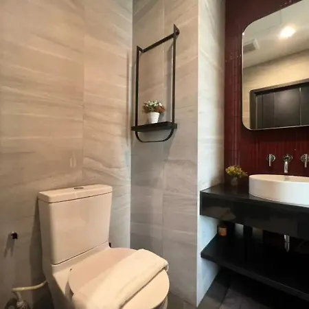 Apartment Downtown Chic Rooftop Pool #es26215 Pattaya