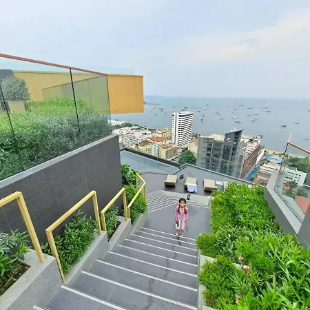 Apartment Downtown Chic Rooftop Pool #es26215 Pattaya