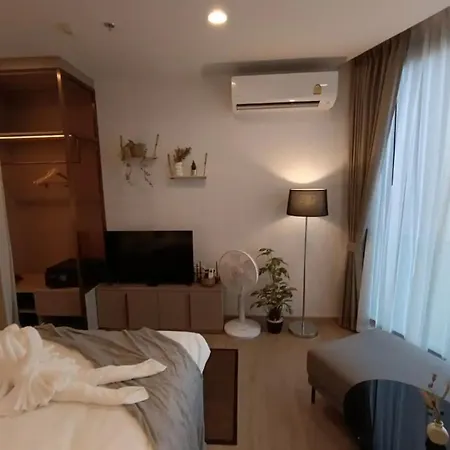 Downtown Chic Rooftop Pool #es21412 อพาร์ทเม้น *