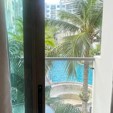 Arcadia Beach Pattaya