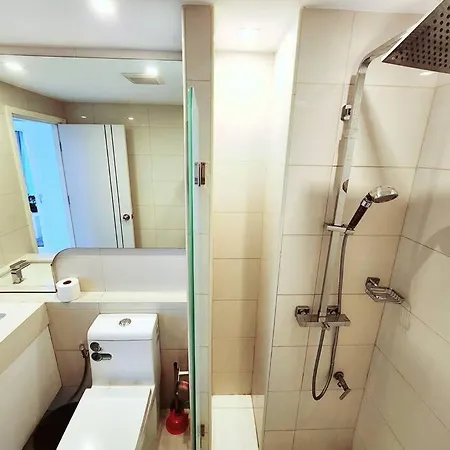 อพาร์ทเม้น Center With Two Bedroom & Two Bathroom *
