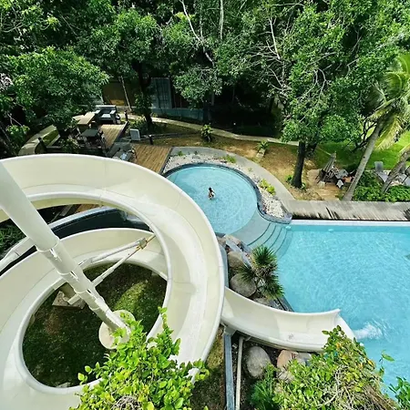 Unixx Near Walking Street Near The Sea Pattaya