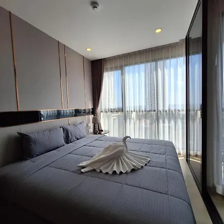 Panora By Daranee Service Property