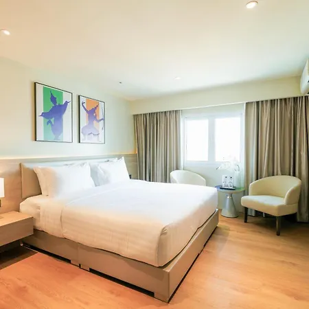 Hotel The One Bay Breeze