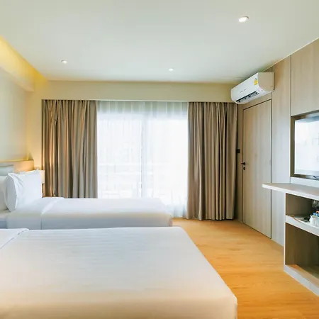The One Bay Breeze 3*