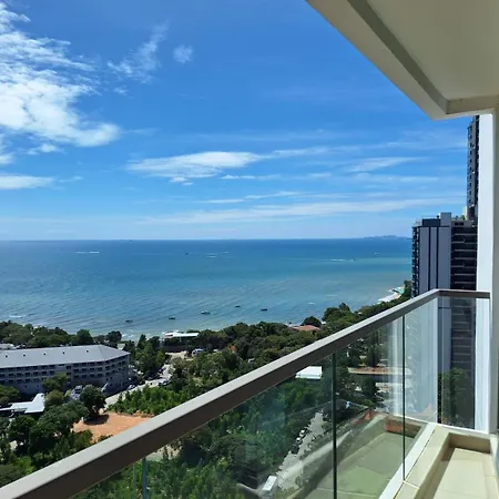 อพาร์ทเม้น The Peak Towers Sea View Pattaya
