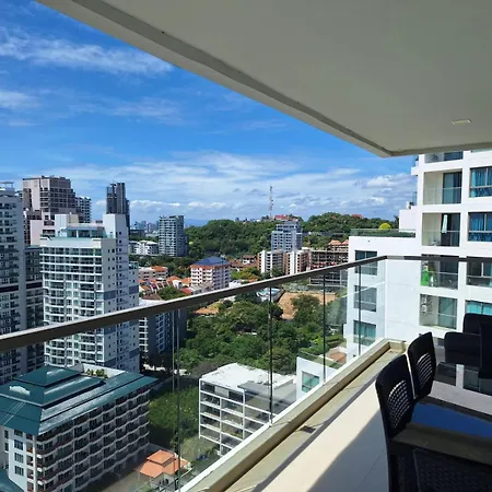 อพาร์ทเม้น The Peak Towers Sea View Pattaya