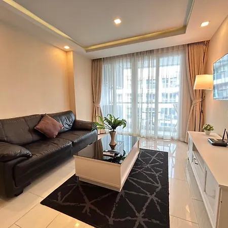 Apartment Grand Avenue *
