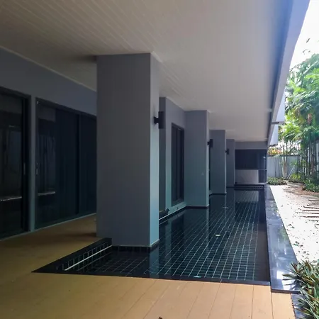 Saint Senate Residences *