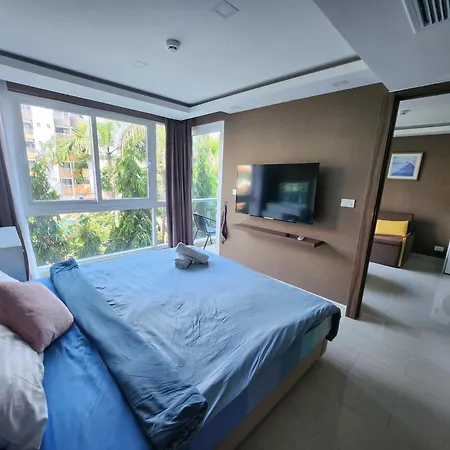Grand Avenue Codon 芭提雅最好的公寓空间大 安静 素质高 Apartment Pattaya