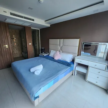 Grand Avenue Codon 芭提雅最好的公寓空间大 安静 素质高 Pattaya