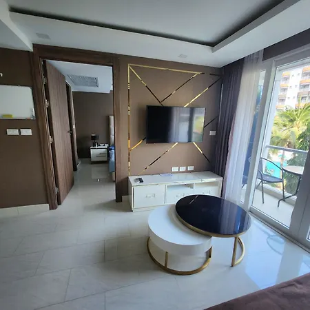 Grand Avenue Codon 芭提雅最好的公寓空间大 安静 素质高 Pattaya