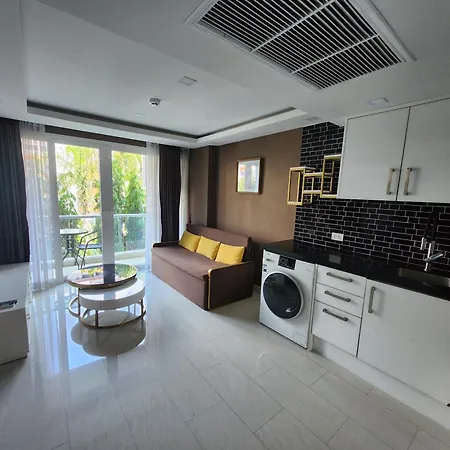 Grand Avenue Codon 芭提雅最好的公寓空间大 安静 素质高 Apartment Pattaya