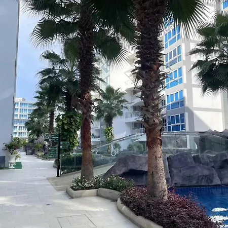 芭堤雅市中心 Grand Avenue 一卧室公寓城景酒吧街 高速互联网智能电视 Apartment