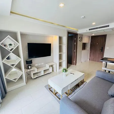 Apartment 芭堤雅市中心 Grand Avenue 一卧室公寓城景酒吧街 高速互联网智能电视 *