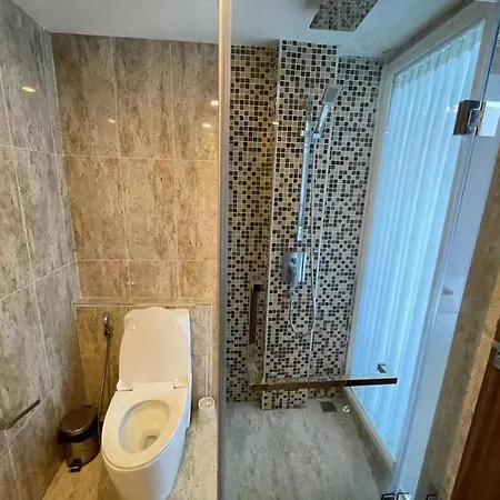 Apartment 芭堤雅市中心 Grand Avenue 一卧室公寓城景酒吧街 高速互联网智能电视
