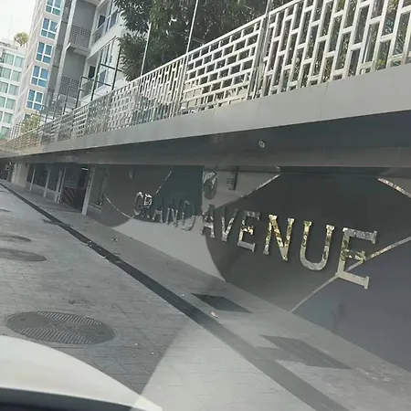 芭堤雅市中心 Grand Avenue 一卧室公寓城景酒吧街 高速互联网智能电视 Apartment Pattaya